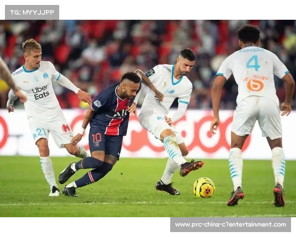 法甲焦点战:里尔主场迎战尼斯上演激烈北方德比对决 法甲焦点战:里尔主场迎战尼斯上演激烈北方德比对决