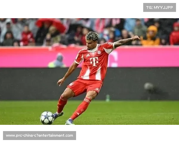 拜仁锋线迪亚斯因红牌遭欧足联禁赛三场,将缺席关键战役 拜仁锋线迪亚斯因红牌遭欧足联禁赛三场,将缺席关键战役