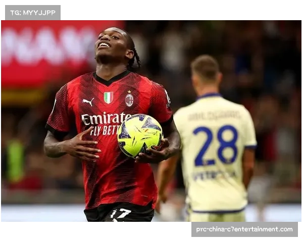 国米对阵维罗纳半场0-0，维罗纳密集低位防守让蓝黑军团无计可施